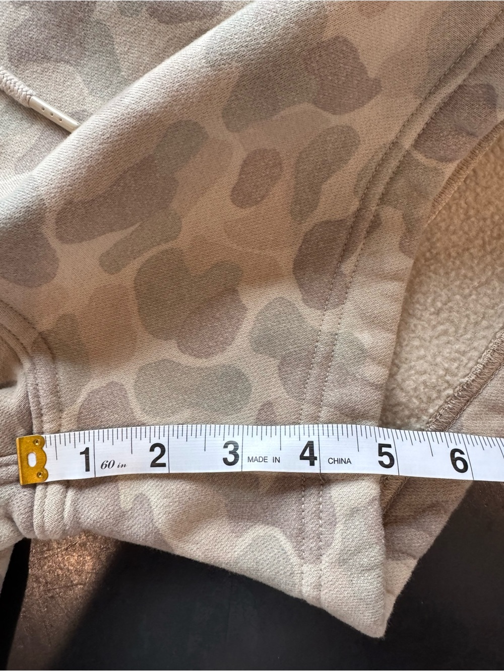 Abercrombie & Fitch Soft & Essential Camo Fleece Sweat Shorts - Picture 7 of 8